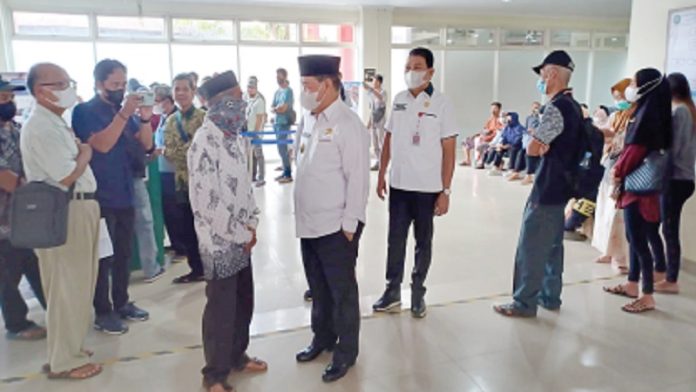 Bupati Kabupaten Kotawaringin Timur (Kotim) Halikinnor berencana akan memperluas bangunan Rumah Sakit Umum Daerah (RSUD) dr Murjani Sampit.
